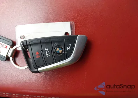 2020 BMW X4 M Competition z USA, uszkodzony, nr VIN 5YMUJ0C07L9C53059